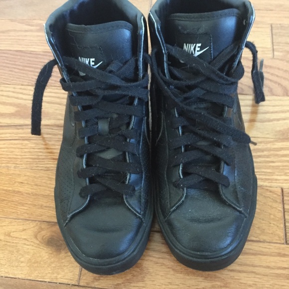 Nike Black Leather High Tops - Picture 3 of 4